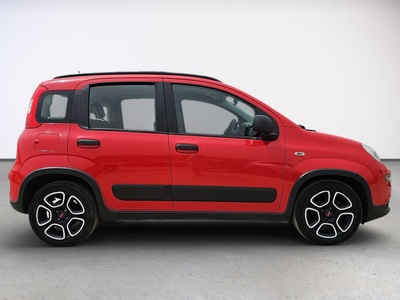 Fiat Panda 1.0 Hybrid GSE City Life 51 kW (70 CV) 4 Fiat Panda 1.0 Hybrid GSE City Life 51 kW (70 CV) 4