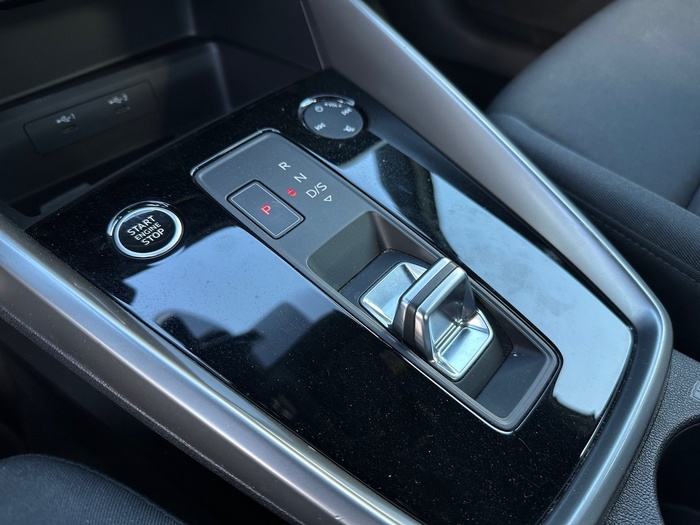 Audi A3 Sportback Advanced 30 TFSI 81 kW (110 CV) S tronic Vehículo usado en Madrid Audi A3 Sportback Advanced 30 TFSI 81 kW (110 CV) S tronic Vehículo usado en Madrid