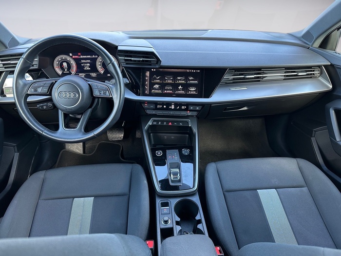 Audi A3 Sportback Advanced 30 TFSI 81 kW (110 CV) S tronic Vehículo usado en Madrid Audi A3 Sportback Advanced 30 TFSI 81 kW (110 CV) S tronic Vehículo usado en Madrid