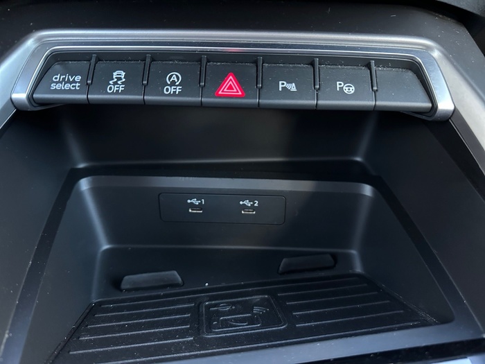 Audi A3 Sportback Advanced 30 TFSI 81 kW (110 CV) S tronic Vehículo usado en Madrid Audi A3 Sportback Advanced 30 TFSI 81 kW (110 CV) S tronic Vehículo usado en Madrid