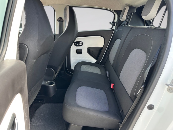 Renault Twingo 1.0 48 kW (65 CV) Vehículo usado en Madrid Renault Twingo 1.0 48 kW (65 CV) Vehículo usado en Madrid