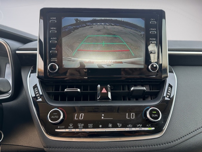 Toyota Corolla 1.5 125 Eco Sedan 92 kW (125 CV) Vehículo usado en Madrid Toyota Corolla 1.5 125 Eco Sedan 92 kW (125 CV) Vehículo usado en Madrid