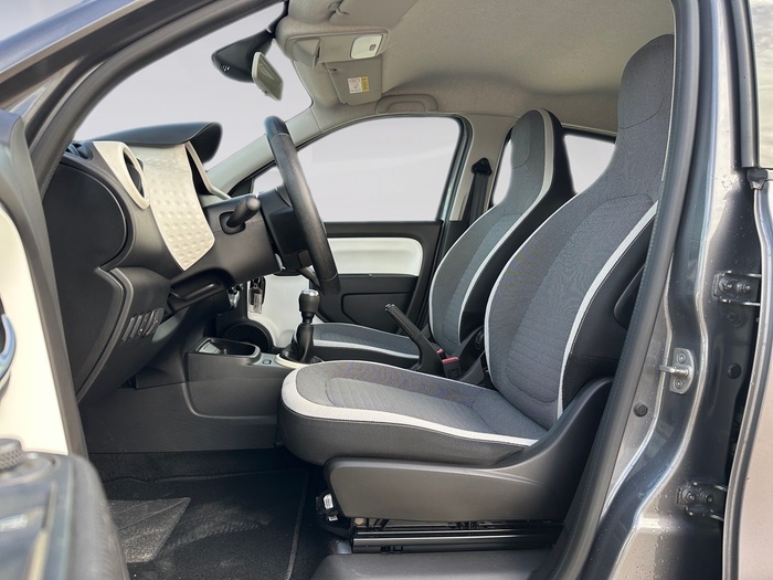 Renault Twingo 1.0 48 kW (65 CV) Vehículo usado en Madrid Renault Twingo 1.0 48 kW (65 CV) Vehículo usado en Madrid