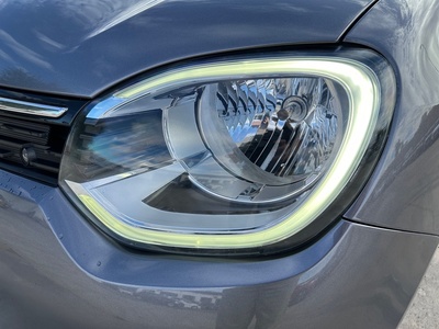 Renault Twingo 1.0 48 kW (65 CV) 16 Renault Twingo 1.0 48 kW (65 CV) 16