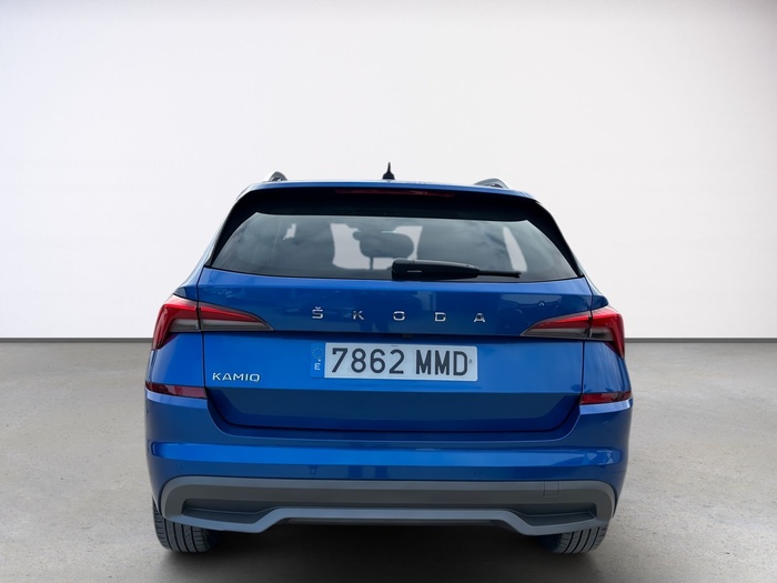 Skoda Kamiq 1.0 TSI Ambition DSG 81 kW (110 CV) Vehículo usado en Madrid Skoda Kamiq 1.0 TSI Ambition DSG 81 kW (110 CV) Vehículo usado en Madrid