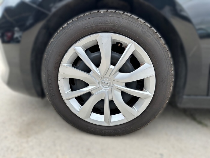 Opel Corsa 1.2 Turbo XHL Edition 74 kW (100 CV) Vehículo usado en Madrid Opel Corsa 1.2 Turbo XHL Edition 74 kW (100 CV) Vehículo usado en Madrid