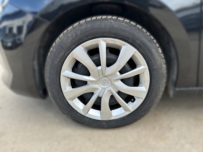 Opel Corsa 1.2 Turbo XHL Edition 74 kW (100 CV) Vehículo usado en Madrid Opel Corsa 1.2 Turbo XHL Edition 74 kW (100 CV) Vehículo usado en Madrid