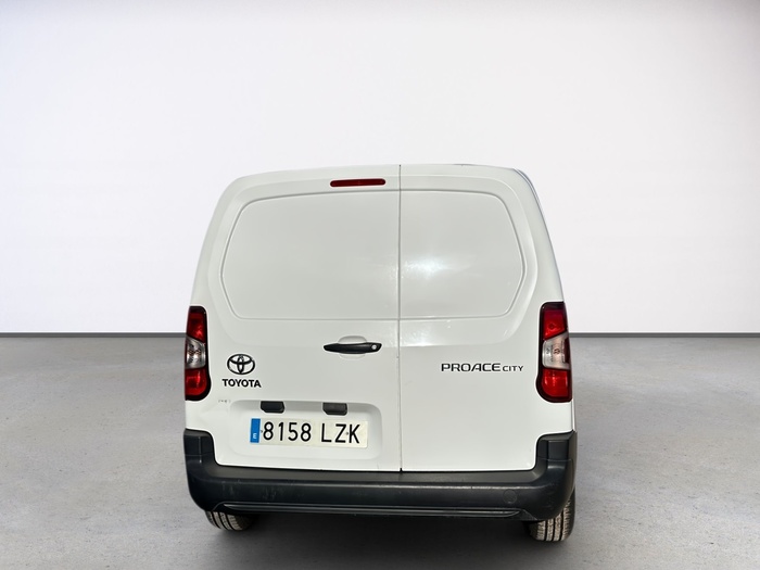Toyota Proace City 1.5D GX 650kg 75 kW (102 CV) Vehículo usado en Madrid Toyota Proace City 1.5D GX 650kg 75 kW (102 CV) Vehículo usado en Madrid