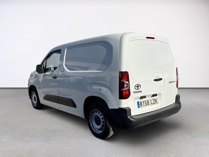 Toyota Proace City 1.5D GX 650kg 75 kW (102 CV) Vehículo usado en Madrid Toyota Proace City 1.5D GX 650kg 75 kW (102 CV) Vehículo usado en Madrid