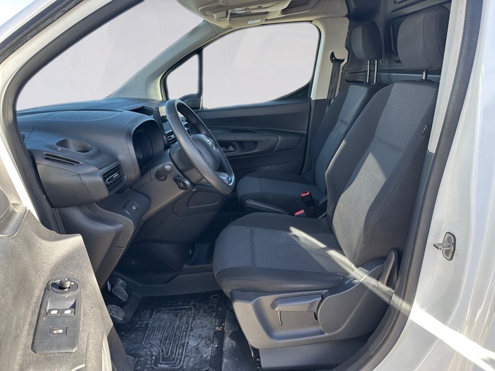 Toyota Proace City 1.5D GX 650kg 75 kW (102 CV) Vehículo usado en Madrid Toyota Proace City 1.5D GX 650kg 75 kW (102 CV) Vehículo usado en Madrid