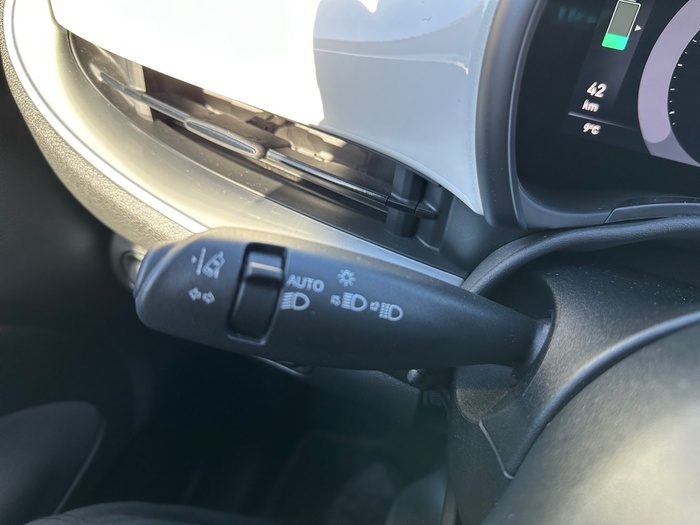 Fiat 500 Electrico 500 Icon Hb 320km 85 kW (118 CV) Vehículo usado en Madrid Fiat 500 Electrico 500 Icon Hb 320km 85 kW (118 CV) Vehículo usado en Madrid