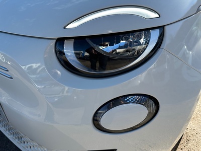 Fiat 500 Electrico 500 Icon Hb 320km 85 kW (118 CV) 16 Fiat 500 Electrico 500 Icon Hb 320km 85 kW (118 CV) 16