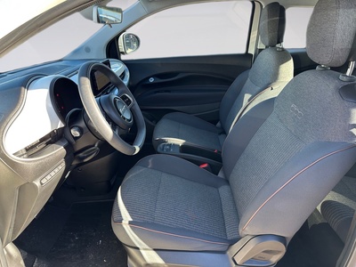 Fiat 500 Electrico 500 Icon Hb 320km 85 kW (118 CV) 11 Fiat 500 Electrico 500 Icon Hb 320km 85 kW (118 CV) 11