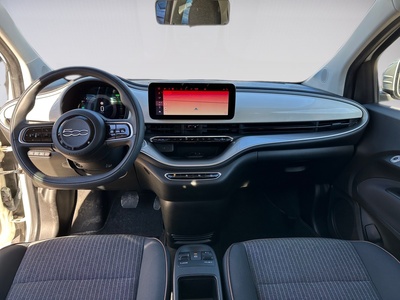 Fiat 500 Electrico 500 Icon Hb 320km 85 kW (118 CV) 8 Fiat 500 Electrico 500 Icon Hb 320km 85 kW (118 CV) 8