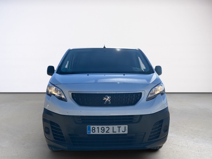 Peugeot Expert Furgon BlueHDi 120 S&S Pro Standard 88 kW (120 CV) Vehículo usado en Madrid Peugeot Expert Furgon BlueHDi 120 S&S Pro Standard 88 kW (120 CV) Vehículo usado en Madrid