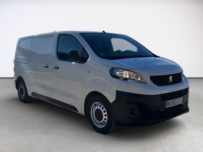 Peugeot Expert Furgon BlueHDi 120 S&S Pro Standard 88 kW (120 CV) Vehículo usado en Madrid Peugeot Expert Furgon BlueHDi 120 S&S Pro Standard 88 kW (120 CV) Vehículo usado en Madrid