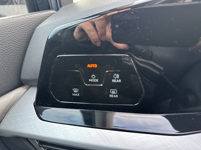 Volkswagen Golf Life 1.5 TSI 96 kW (130 CV) Vehículo usado en Madrid Volkswagen Golf Life 1.5 TSI 96 kW (130 CV) Vehículo usado en Madrid