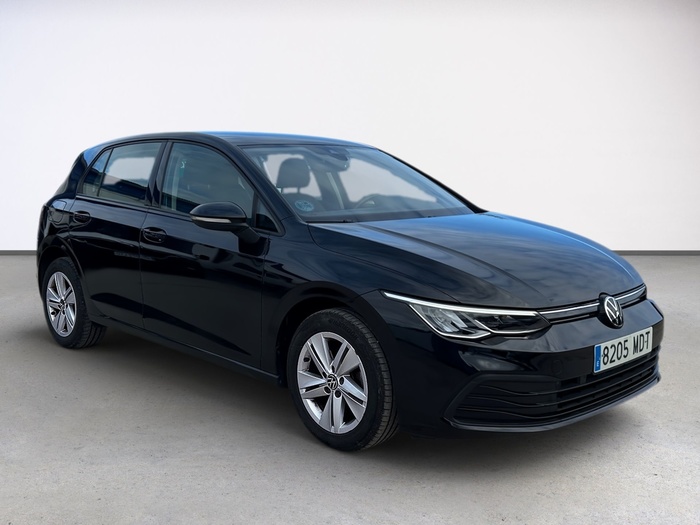 Volkswagen Golf Life 1.5 TSI 96 kW (130 CV) Vehículo usado en Madrid Volkswagen Golf Life 1.5 TSI 96 kW (130 CV) Vehículo usado en Madrid