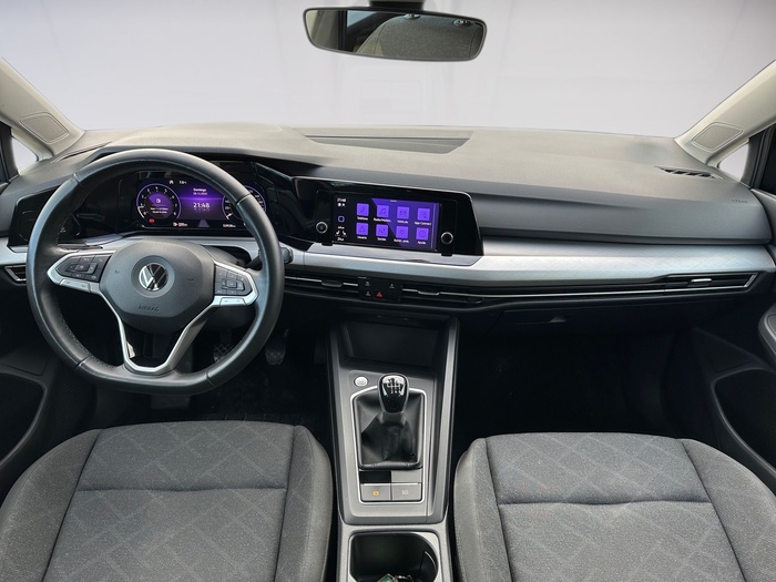 Volkswagen Golf Life 1.5 TSI 96 kW (130 CV) Vehículo usado en Madrid Volkswagen Golf Life 1.5 TSI 96 kW (130 CV) Vehículo usado en Madrid