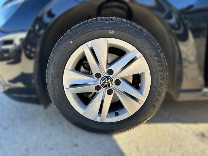 Volkswagen Golf Life 1.5 TSI 96 kW (130 CV) Vehículo usado en Madrid Volkswagen Golf Life 1.5 TSI 96 kW (130 CV) Vehículo usado en Madrid