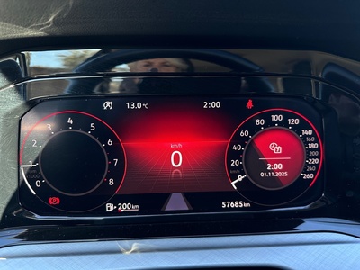 Volkswagen Golf Life 1.5 TSI 96 kW (130 CV) 10 Volkswagen Golf Life 1.5 TSI 96 kW (130 CV) 10