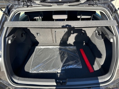 Volkswagen Golf Life 1.5 TSI 96 kW (130 CV) 6 Volkswagen Golf Life 1.5 TSI 96 kW (130 CV) 6