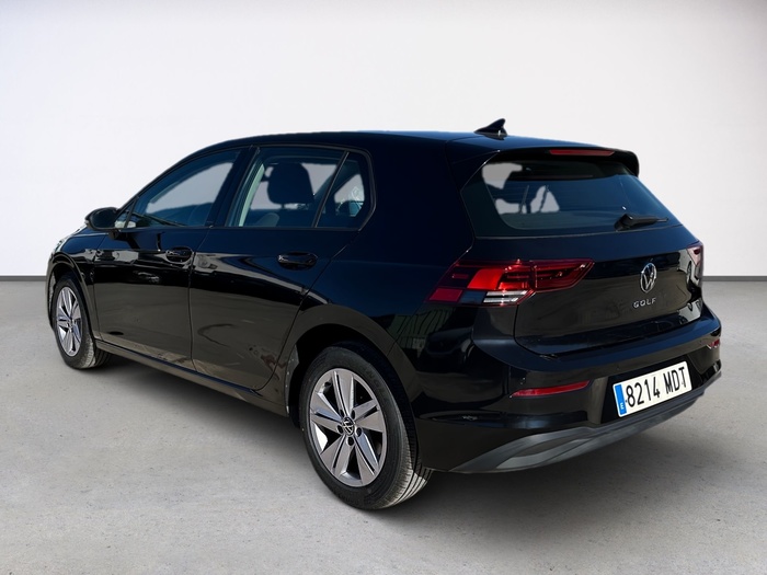 Volkswagen Golf Life 1.5 TSI 96 kW (130 CV) Vehículo usado en Madrid Volkswagen Golf Life 1.5 TSI 96 kW (130 CV) Vehículo usado en Madrid