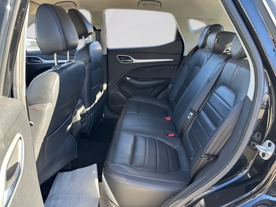 MG ZS 1.5 Comfort 78 kW (106 CV) 12 MG ZS 1.5 Comfort 78 kW (106 CV) 12