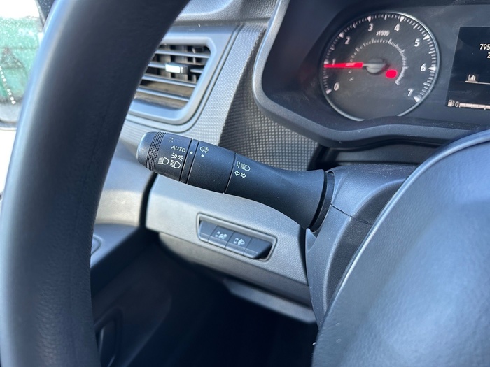 Renault Trafic Furgon Furgon L1H1 Blue dCi 81 kW (110 CV) Vehículo usado en Madrid Renault Trafic Furgon Furgon L1H1 Blue dCi 81 kW (110 CV) Vehículo usado en Madrid