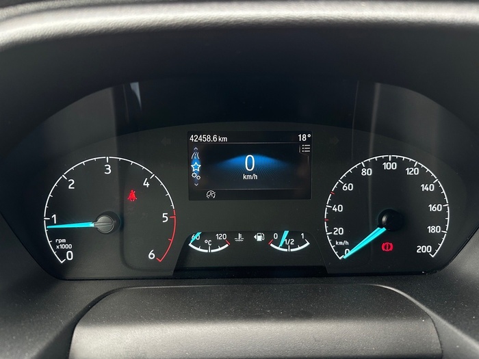 Ford Transit Custom Furgon 2.0 TDCI MHEV 280 L1 Trend 96 kW (130 CV) Vehículo usado en Madrid Ford Transit Custom Furgon 2.0 TDCI MHEV 280 L1 Trend 96 kW (130 CV) Vehículo usado en Madrid