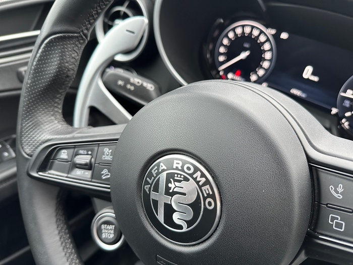 Alfa Romeo Stelvio 2.2 Diesel Sprint AWD Auto 154 kW (210 CV) Vehículo usado en Madrid Alfa Romeo Stelvio 2.2 Diesel Sprint AWD Auto 154 kW (210 CV) Vehículo usado en Madrid