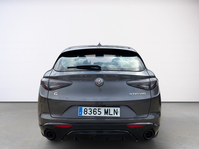 Alfa Romeo Stelvio 2.2 Diesel Sprint AWD Auto 154 kW (210 CV) 5 Alfa Romeo Stelvio 2.2 Diesel Sprint AWD Auto 154 kW (210 CV) 5