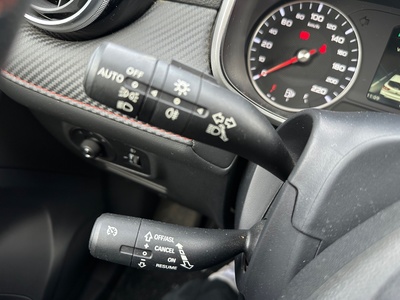 MG ZS 1.5 Comfort 78 kW (106 CV) 19 MG ZS 1.5 Comfort 78 kW (106 CV) 19