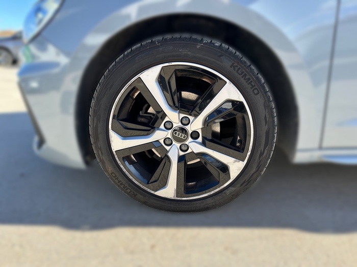 Audi A1 Sportback Adrenalin edition 30 TFSI 81 kW (110 CV) S tronic Vehículo usado en Madrid Audi A1 Sportback Adrenalin edition 30 TFSI 81 kW (110 CV) S tronic Vehículo usado en Madrid