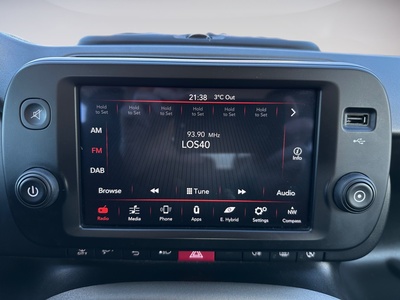 Fiat Panda 1.0 Hybrid GSE City Life 51 kW (70 CV) 15 Fiat Panda 1.0 Hybrid GSE City Life 51 kW (70 CV) 15