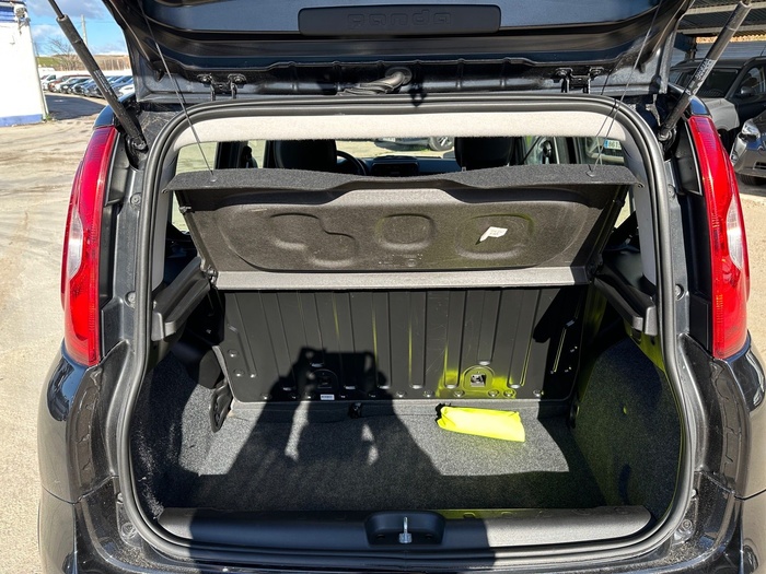 Fiat Panda 1.0 Hybrid GSE City Life 51 kW (70 CV) Vehículo usado en Madrid Fiat Panda 1.0 Hybrid GSE City Life 51 kW (70 CV) Vehículo usado en Madrid