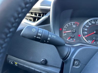 Toyota Corolla 1.5 Sedan 92 kW (125 CV) 19 Toyota Corolla 1.5 Sedan 92 kW (125 CV) 19