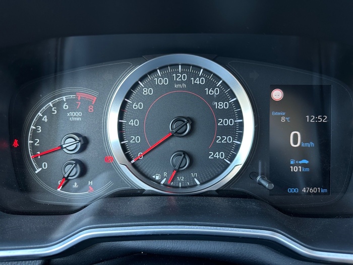 Toyota Corolla 1.5 Sedan 92 kW (125 CV) Vehículo usado en Madrid Toyota Corolla 1.5 Sedan 92 kW (125 CV) Vehículo usado en Madrid