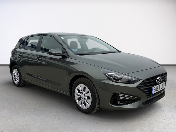 Hyundai i30 1.5 DPI Klass SLX 81 kW (110 CV) Vehículo usado en Madrid Hyundai i30 1.5 DPI Klass SLX 81 kW (110 CV) Vehículo usado en Madrid