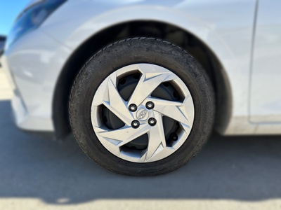 Hyundai i20 1.0 TGDI Klass 74 kW (100 CV) 13 Hyundai i20 1.0 TGDI Klass 74 kW (100 CV) 13