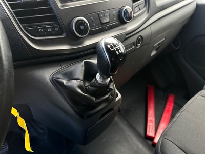 Ford Transit Custom Furgon 2.0 TDCI MHEV Limited 300 L2 96 kW (130 CV) 14 Ford Transit Custom Furgon 2.0 TDCI MHEV Limited 300 L2 96 kW (130 CV) 14