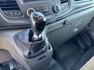 Ford Transit Custom Furgon 2.0 TDCI 300 L2 Trend 96 kW (130 CV) 14 Ford Transit Custom Furgon 2.0 TDCI 300 L2 Trend 96 kW (130 CV) 14