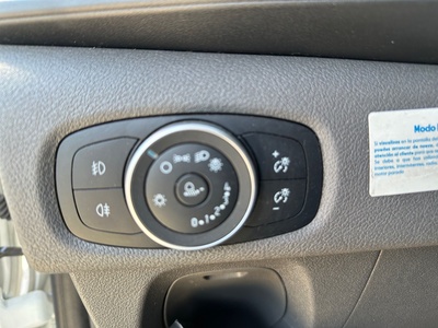 Ford Transit Custom Furgon 2.0 TDCI 300 L2 Trend 96 kW (130 CV) 19 Ford Transit Custom Furgon 2.0 TDCI 300 L2 Trend 96 kW (130 CV) 19