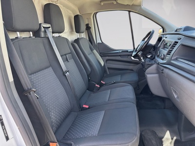 Ford Transit Custom Furgon 2.0 TDCI 300 L2 Trend 96 kW (130 CV) 12 Ford Transit Custom Furgon 2.0 TDCI 300 L2 Trend 96 kW (130 CV) 12