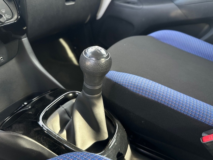 Citroen C1 VTi 72 S&S Feel 53 kW (72 CV) Vehículo usado en Madrid Citroen C1 VTi 72 S&S Feel 53 kW (72 CV) Vehículo usado en Madrid