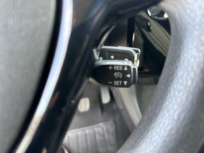 Citroen C1 VTi 72 S&S Feel 53 kW (72 CV) Vehículo usado en Madrid Citroen C1 VTi 72 S&S Feel 53 kW (72 CV) Vehículo usado en Madrid