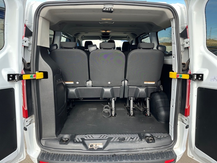 Ford Transit Custom Kombi 2.0 TDCI 320 L1 Trend 96 kW (130 CV) Vehículo usado en Madrid Ford Transit Custom Kombi 2.0 TDCI 320 L1 Trend 96 kW (130 CV) Vehículo usado en Madrid