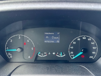 Ford Transit Custom Kombi 2.0 TDCI 320 L1 Trend 96 kW (130 CV) 10 Ford Transit Custom Kombi 2.0 TDCI 320 L1 Trend 96 kW (130 CV) 10