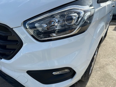 Ford Transit Custom Kombi 2.0 TDCI 320 L1 Trend 96 kW (130 CV) 16 Ford Transit Custom Kombi 2.0 TDCI 320 L1 Trend 96 kW (130 CV) 16