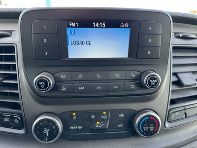 Ford Transit Custom Kombi 2.0 TDCI 320 L1 Trend 96 kW (130 CV) 18 Ford Transit Custom Kombi 2.0 TDCI 320 L1 Trend 96 kW (130 CV) 18